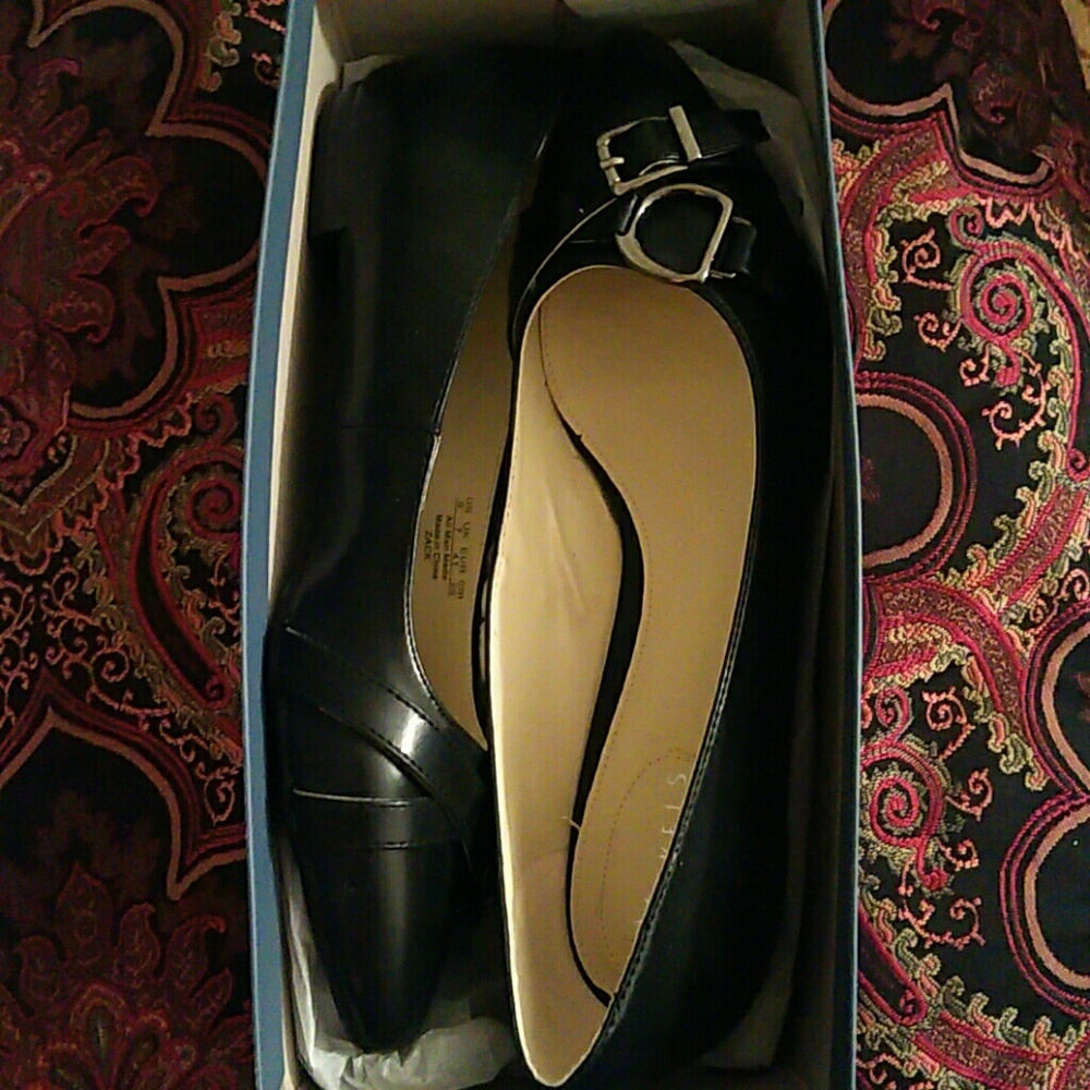 Women dress shoes flats